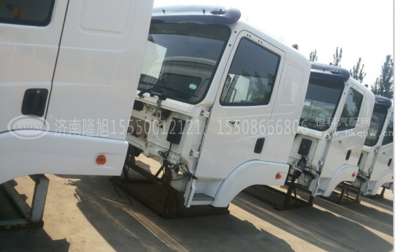 9525930280,保险杠,济南隆旭汽车配件有限公司