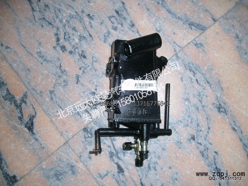 H1502C01101A0,车身翻转手动泵总成,北京远大欧曼汽车配件有限公司