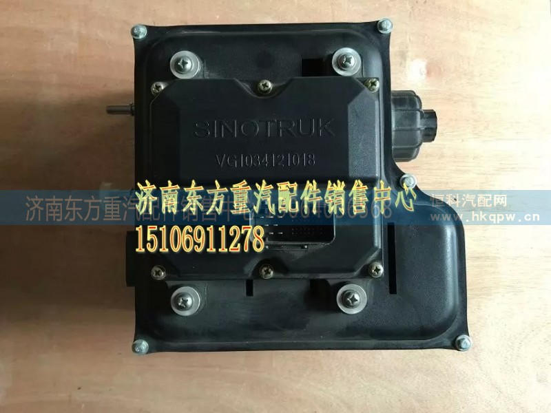 WG1034121018/,国四尿素泵及DCU控制总,济南东方重汽配件销售中心