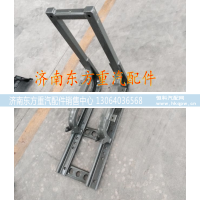 WG9925560040,尿素箱支架总成,济南东方重汽配件销售中心