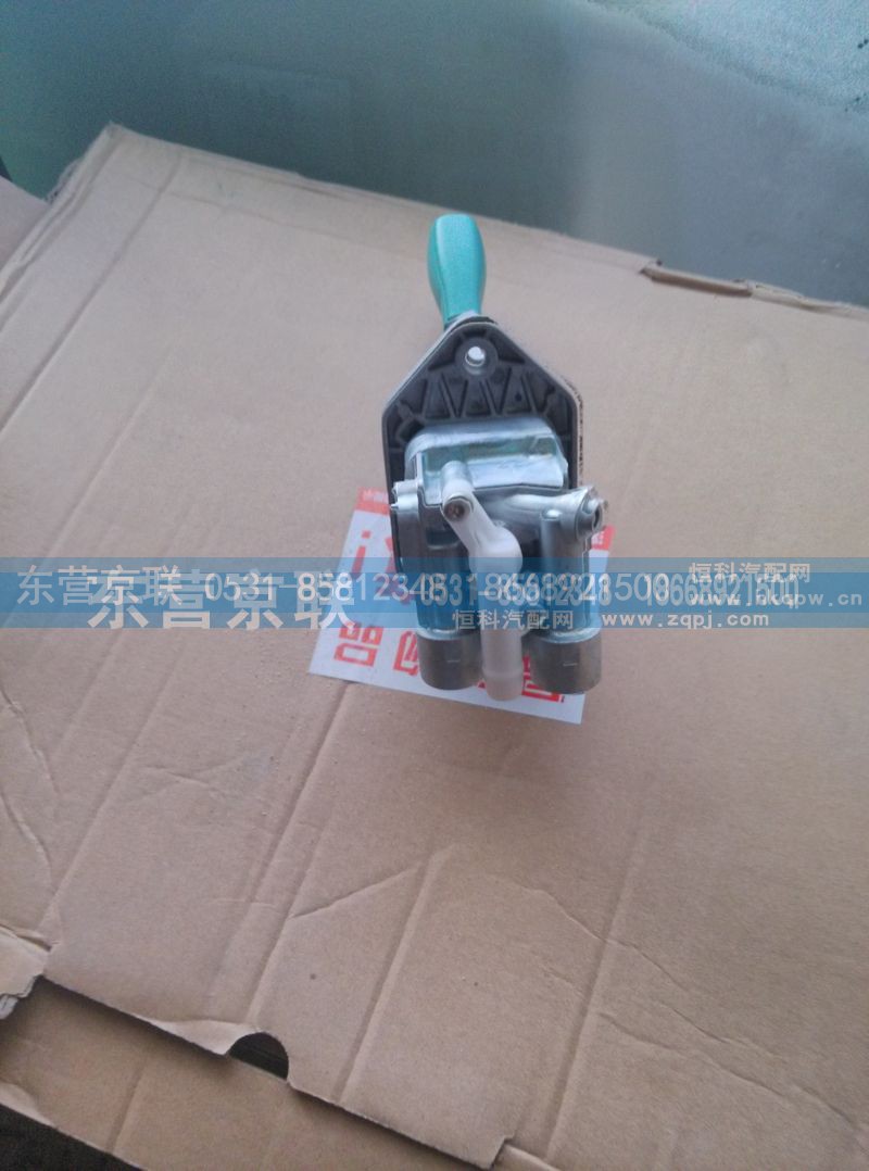 711W52315-6183,手制動(dòng)閥,東營京聯(lián)汽車銷售服務(wù)有限公司