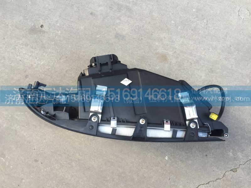 WG9318728001,WG9318728002,重汽豪卡原厂前大灯总成 豪卡专用前大灯,济南汇达汽配销售中心
