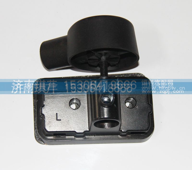 82M-02111-1,倒車鏡左下支座,濟南琪芹汽車配件銷售中心