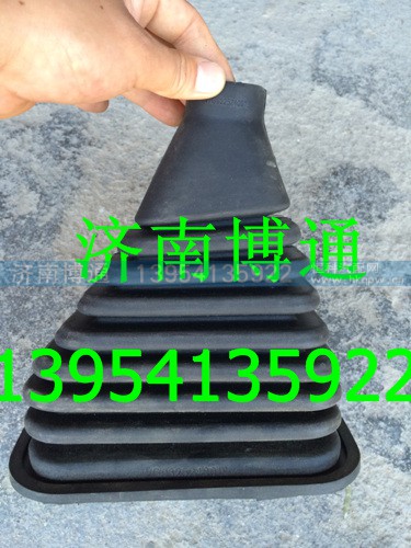 WG9325240018,防尘套,济南博通重汽备件库