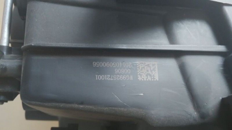 WG9925721001,大灯,济南驰纳重型汽车进出口贸易有限公司