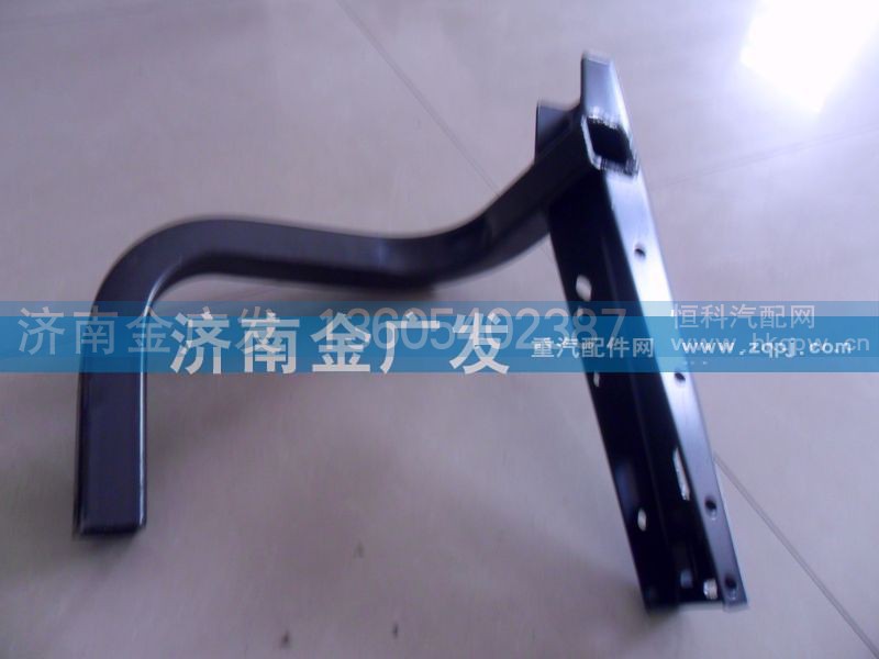 DZ1640240080,左前踏板支架 F3000,济南金广发商贸有限公司