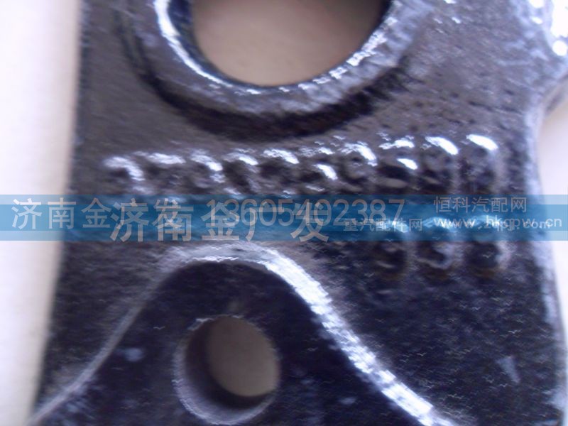 DZ93259599998,发动机前支架（右） 德龙,济南金广发商贸有限公司