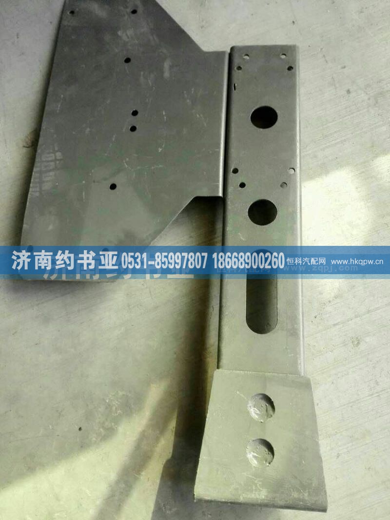 AZ9925943805,A7左后尾灯支架,济南约书亚汽车配件有限公司（原华鲁信业）