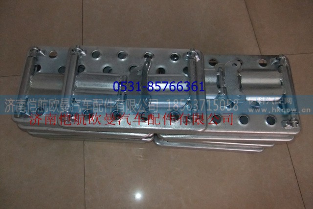 1B24984504071,下吊挂脚踏板,济南恺航欧曼汽车配件有限公司