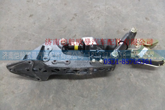 H4502B01011A0,驾驶室后悬置左GTL,济南恺航欧曼汽车配件有限公司