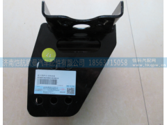 H4831022802A0,保险杠下横梁支架GTL右,济南恺航欧曼汽车配件有限公司