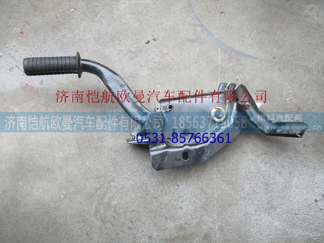1B22050200240,后锁置操纵机构左,济南恺航欧曼汽车配件有限公司