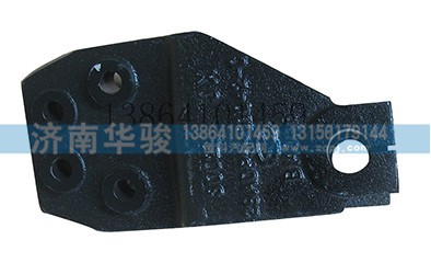 29ADP5-01042-C 前板簧右前吊耳座