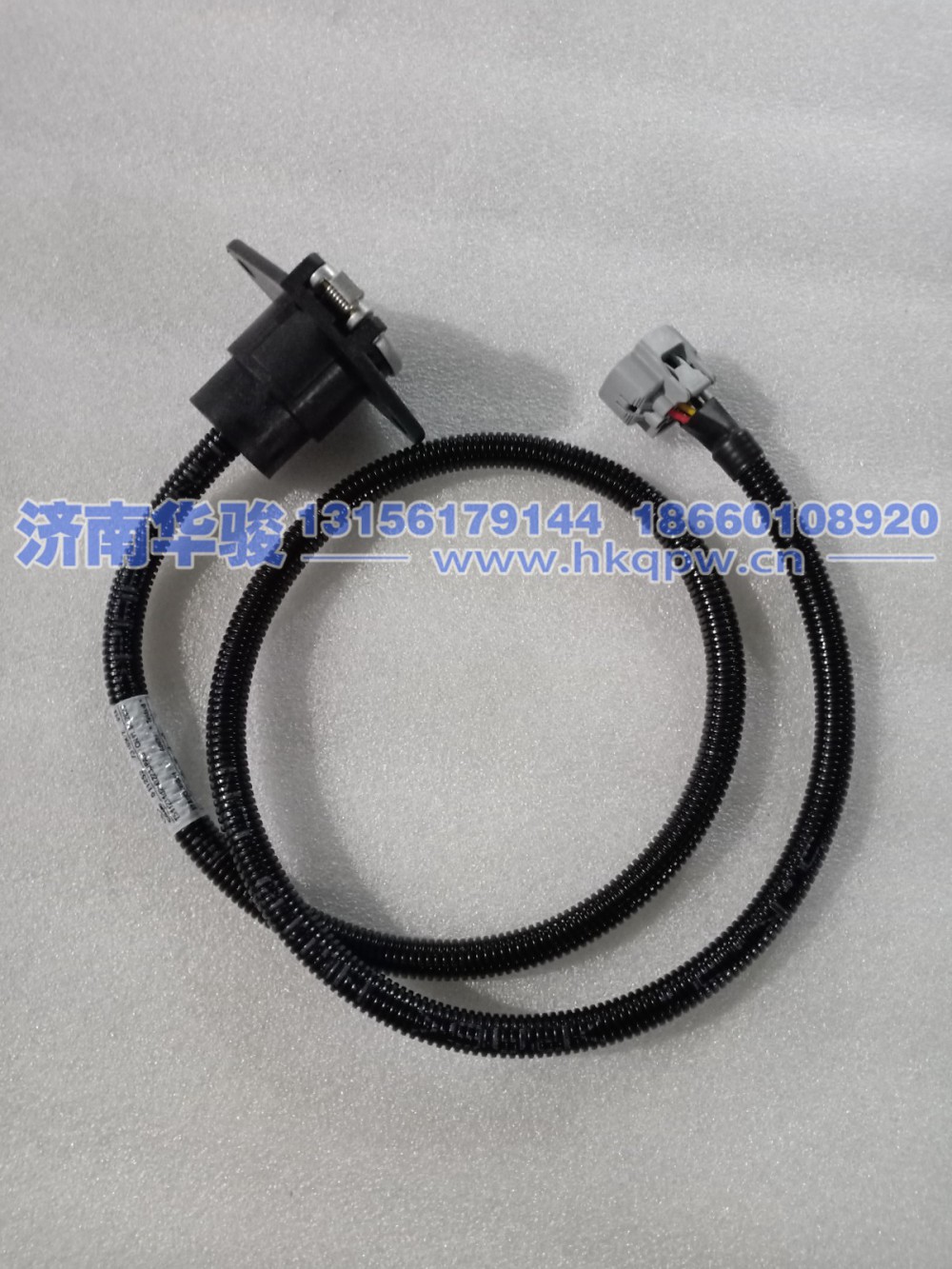 37ADQ-300417P-24V插座电源线组合L1.1M   华菱  星凯马  汉马 甲醇 新能源 G2