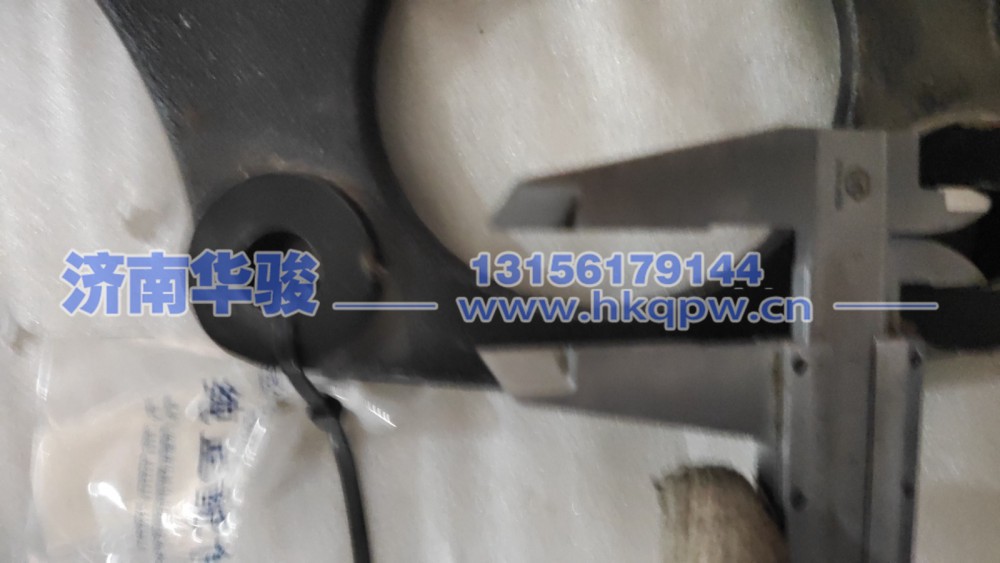 3403R2D-010转向器支架
