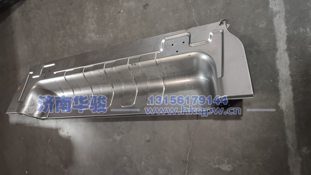 C56VG-0111520后圍外板上段