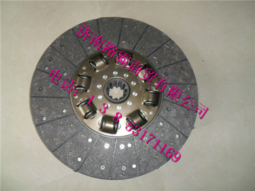 DZ1560160020.jpg,离合器片从动盘总成,济南汇德卡汽车零部件有限公司