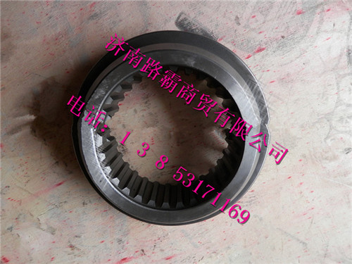 75202093.jpg,输入轴太阳轮,济南汇德卡汽车零部件有限公司