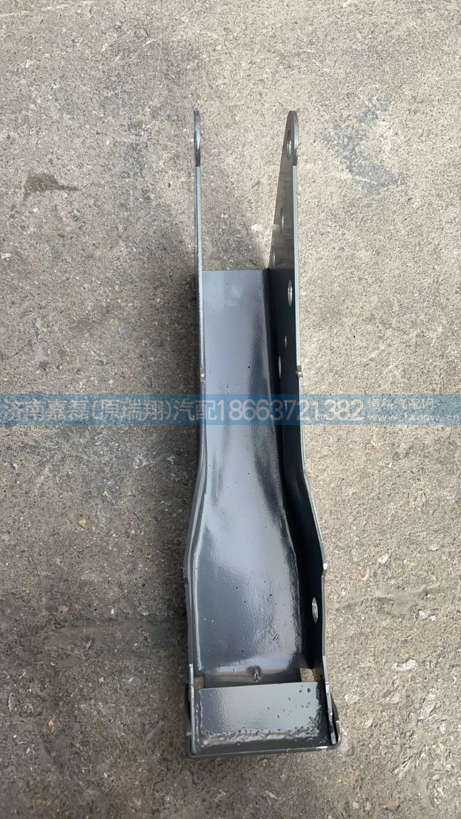WG1664440023/豪沃T7H驾驶室后悬过渡支架（新款）