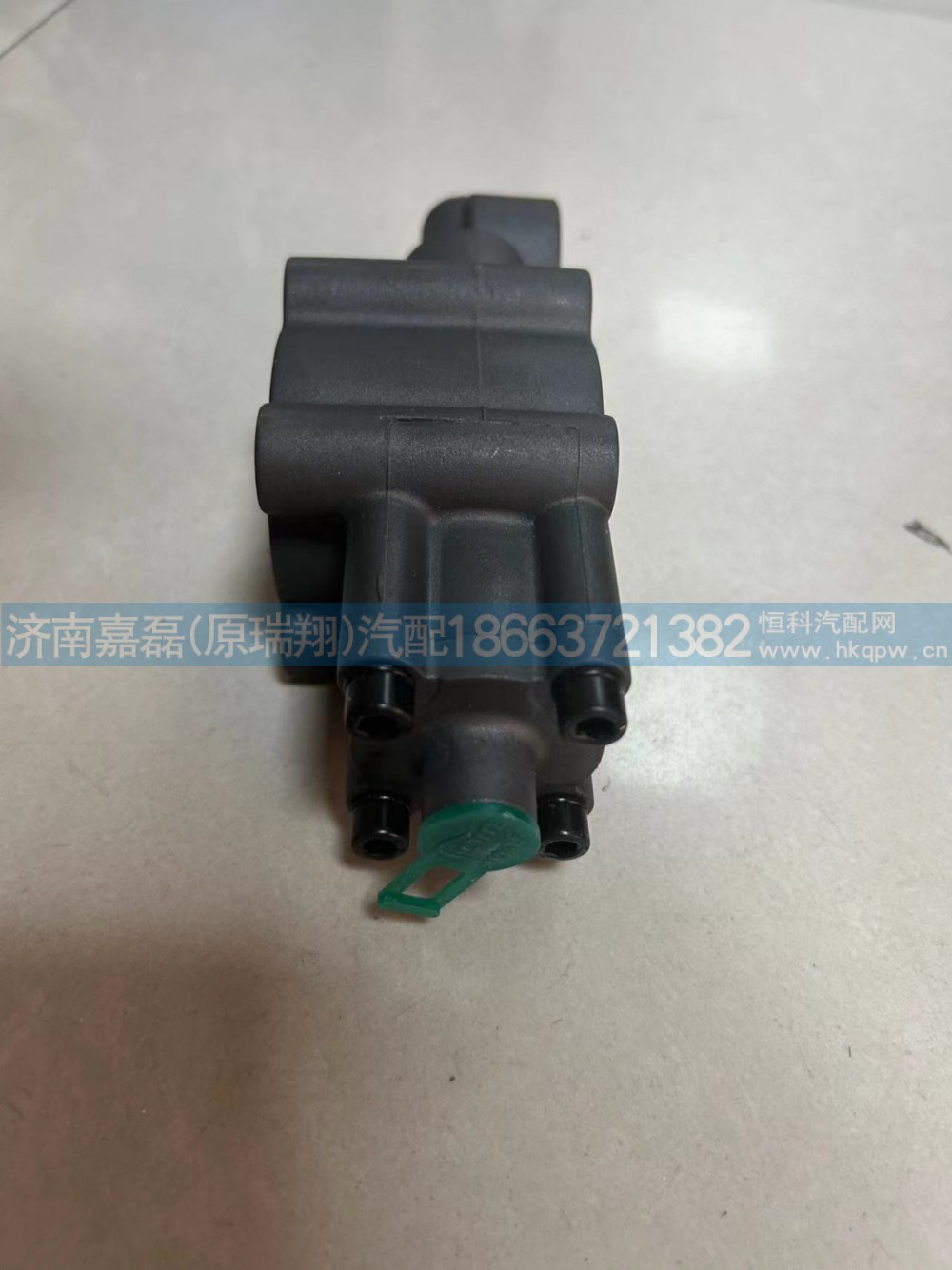 WG2203250010/气控锁止阀总成