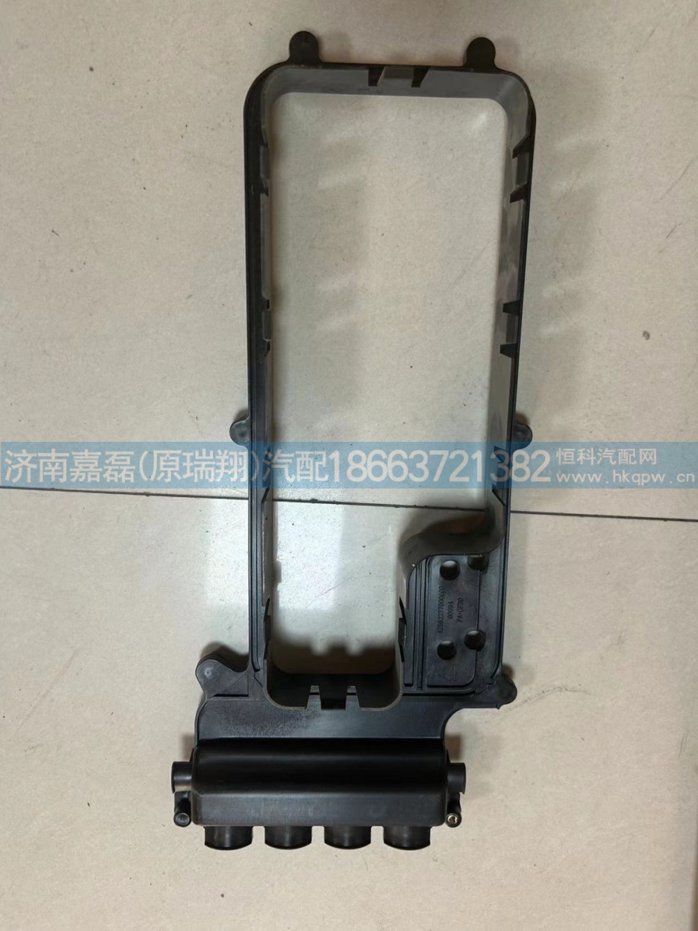 AZ962277000603汕德卡G5S左框架(窄体)