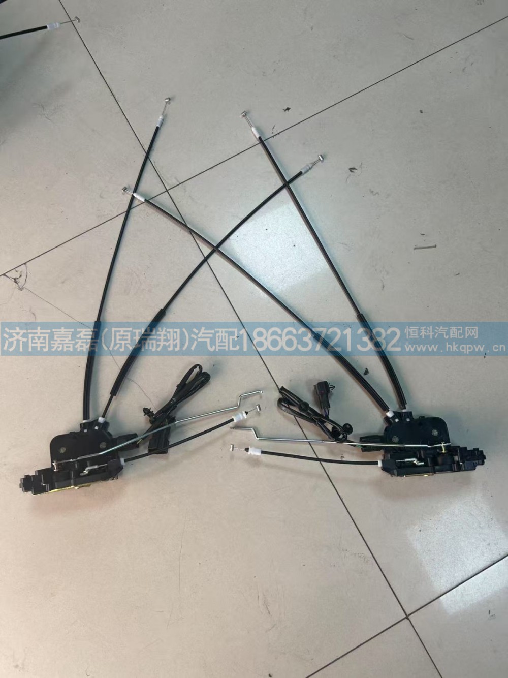 DZ15221340044右DZ15221340043左陕汽新M3000S车门锁体