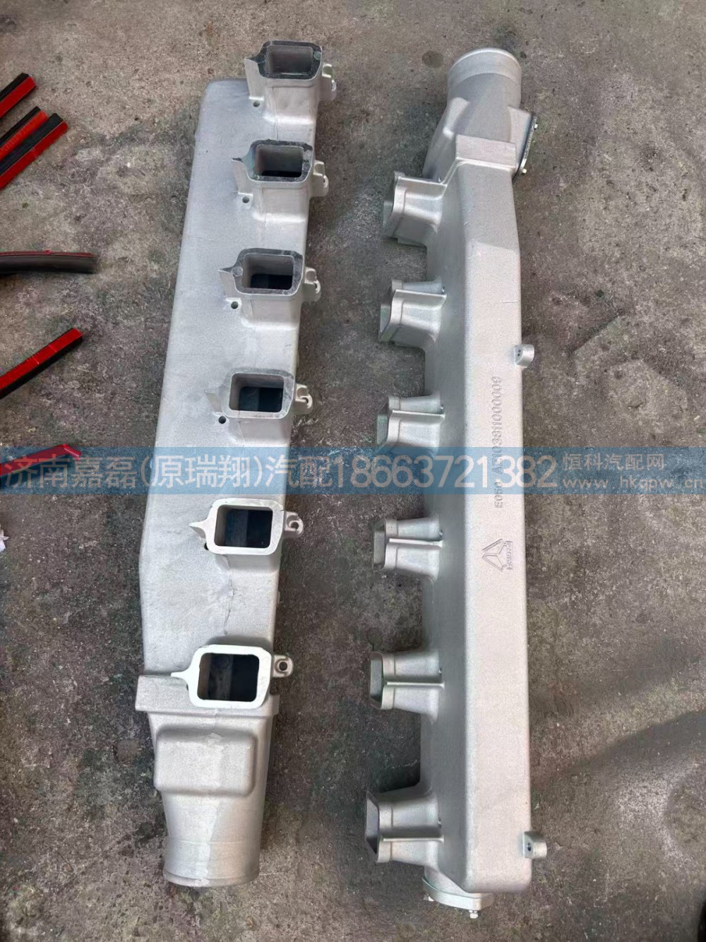 AZ103811000009发动机进气管