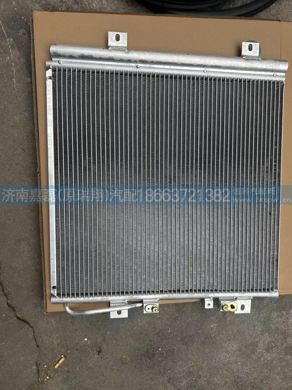 712W61942-0852豪沃TX冷凝器总成