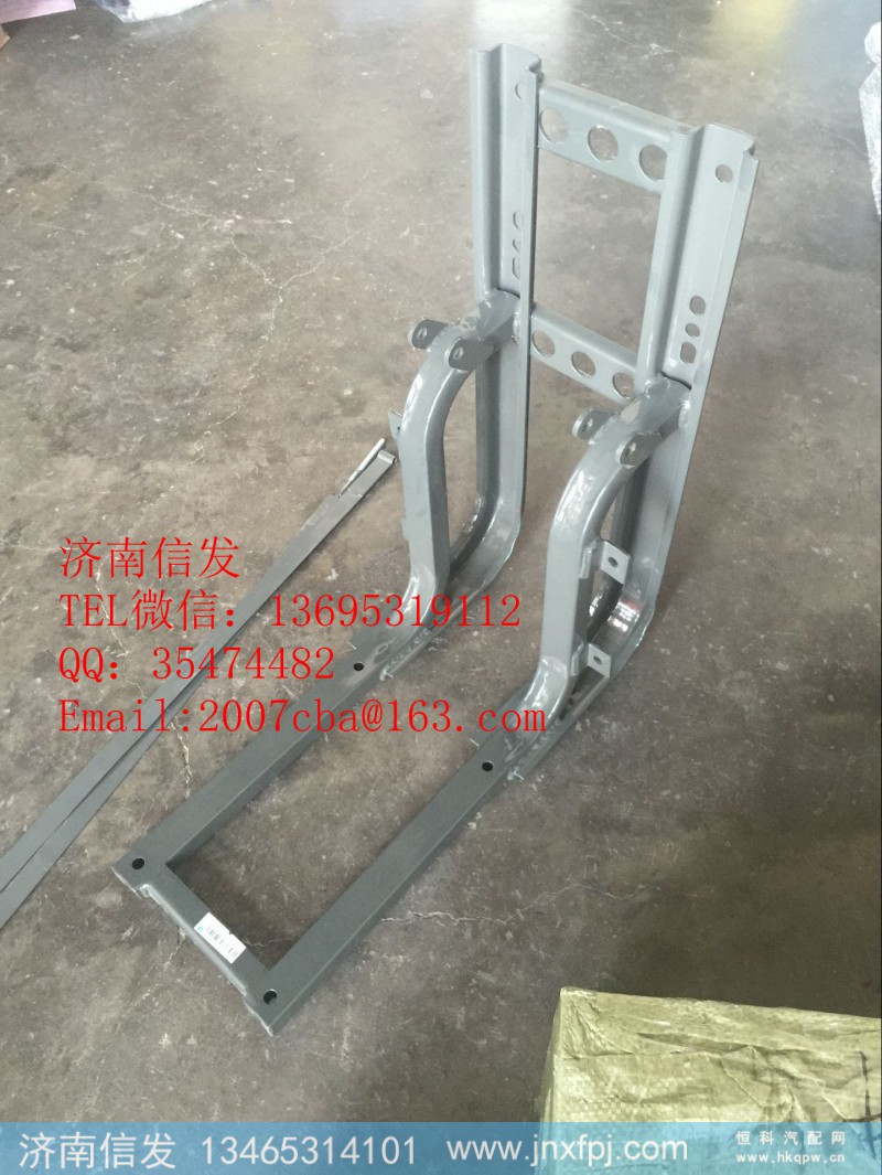 WG9925565002重汽T7H車尿素箱,WG9925565002重汽T7H車尿素箱,濟(jì)南信發(fā)汽車配件有限公司
