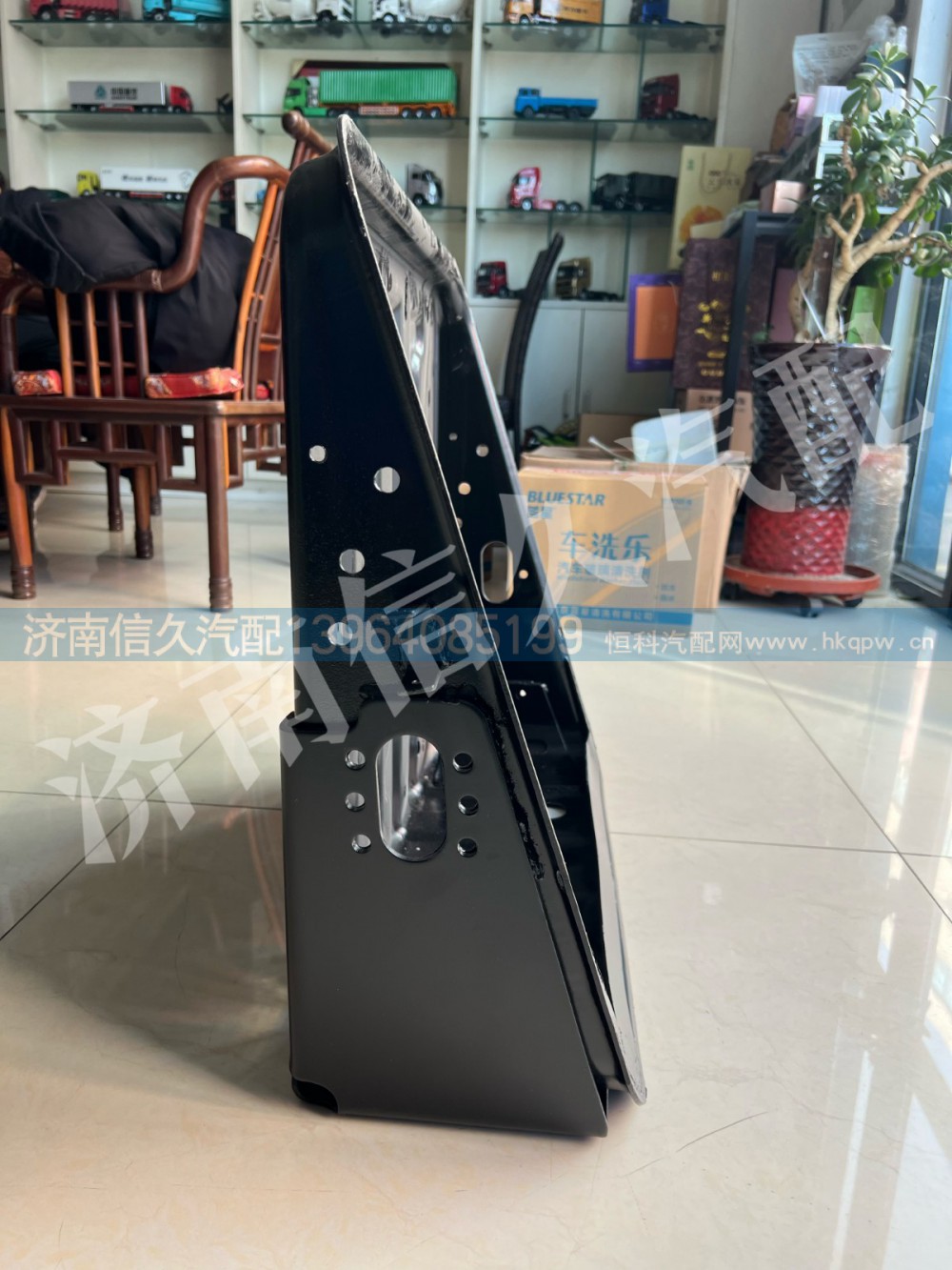 199100760227,加強(qiáng)的蓄電池箱體總成,濟(jì)南信久汽配銷售中心