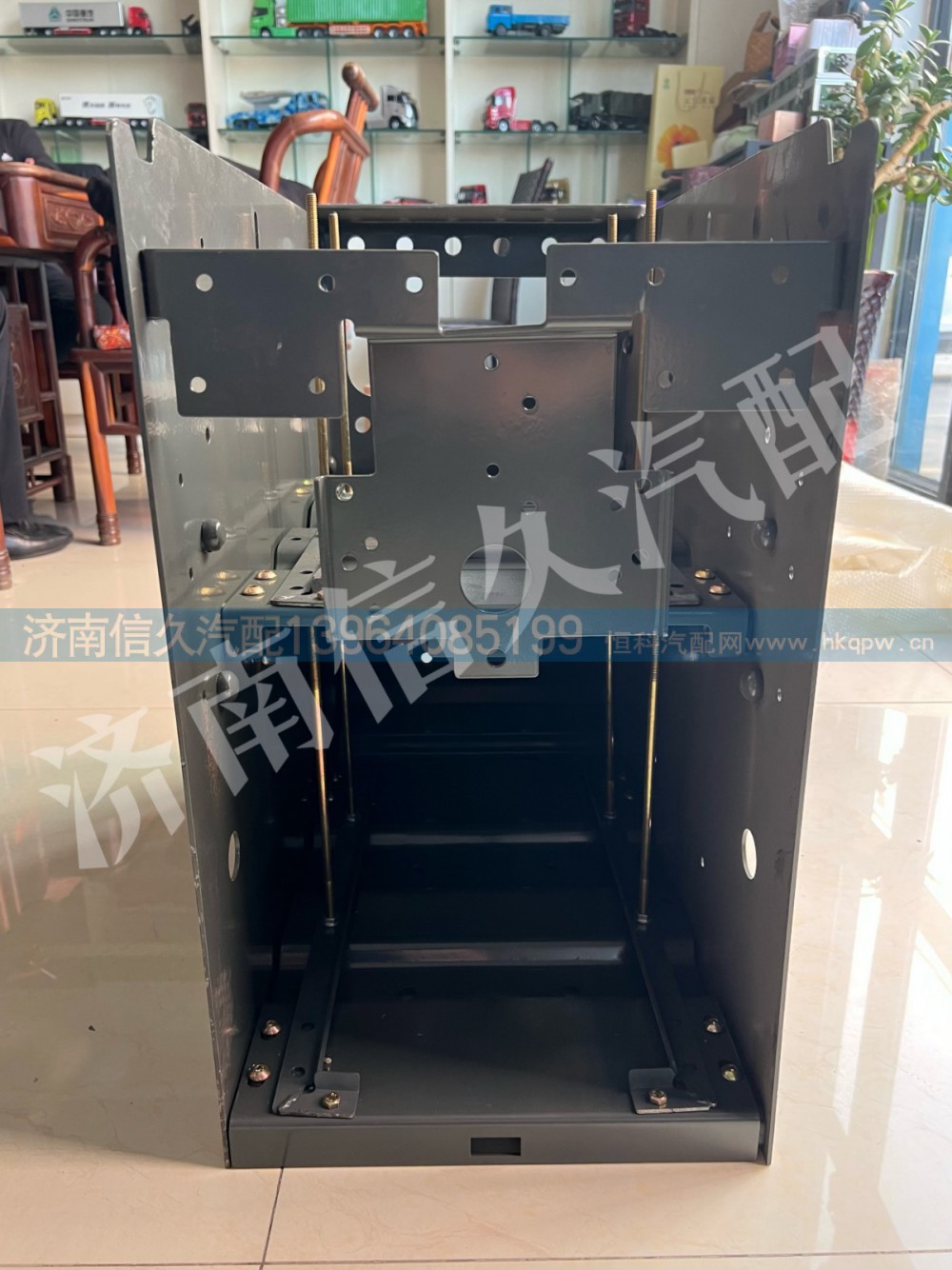 WG9X25760120,电瓶箱体,济南信久汽配销售中心