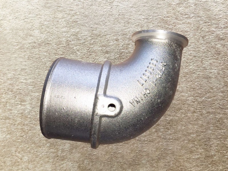 3883977X,输气管（增压器）Gas pipe (supercharger),济南向前汽车配件有限公司