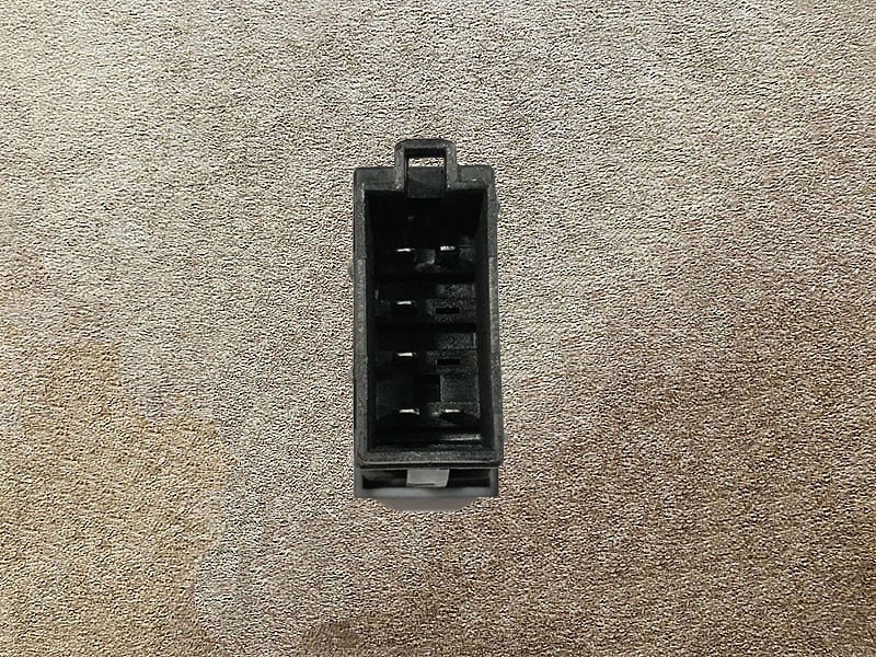 DZ96189584501,电气喇叭转换开关Electrical horn switch,济南向前汽车配件有限公司
