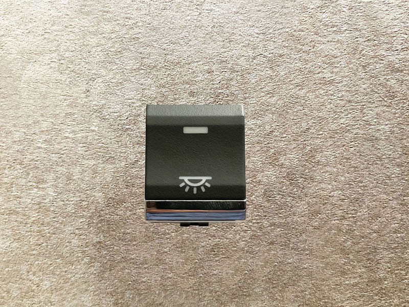 DZ97189584505,室内灯照明开关，Indoor light switch,济南向前汽车配件有限公司