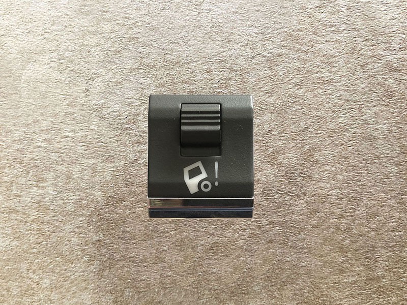 DZ97189584515,駕駛室電動(dòng)翻轉(zhuǎn)開關(guān)X5000Electric turnover switch,濟(jì)南向前汽車配件有限公司