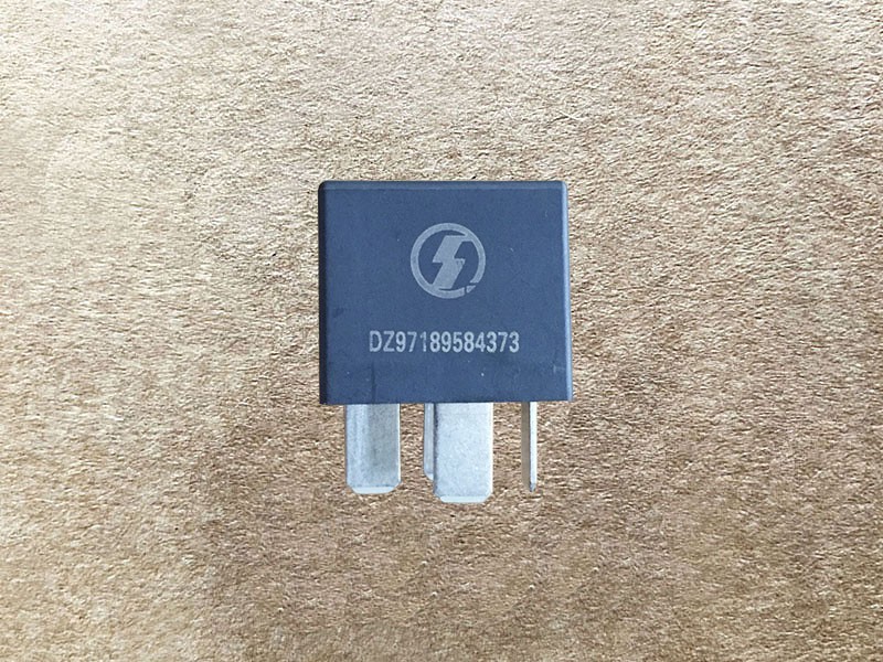 DZ97189584373,继电器relay,济南向前汽车配件有限公司