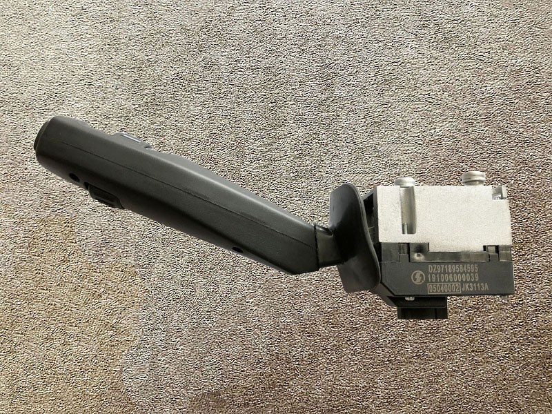 DZ97189584595,左组合开关，Left combination switch X5000,济南向前汽车配件有限公司