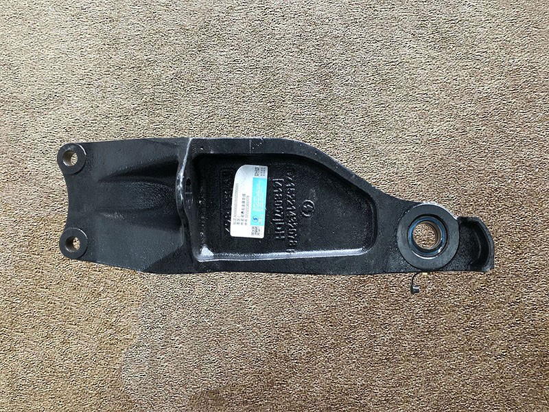 DZ15221432078,前悬右支座总成Front overhang right support,济南向前汽车配件有限公司