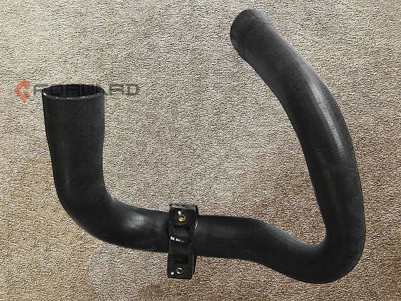 1371353,散熱器水管DAF，Radiator hose DAF,濟(jì)南向前汽車配件有限公司