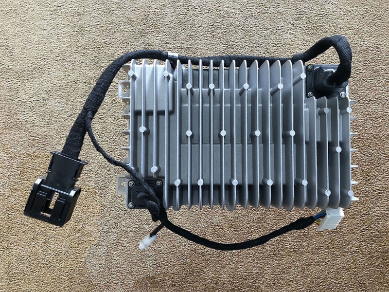 DZ97189586648,逆變電源1200W,濟南向前汽車配件有限公司