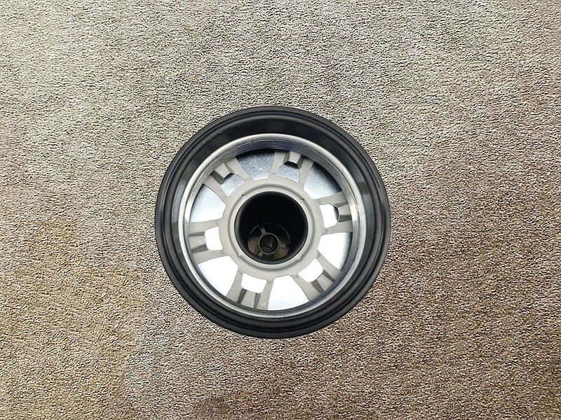 5559889X,机油滤清器,济南向前汽车配件有限公司