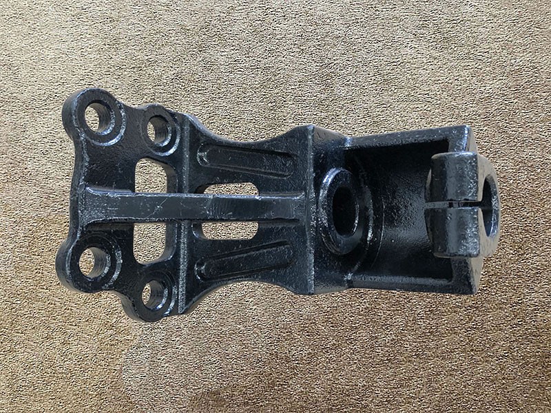 34322020,Transition rocker arm support,濟(jì)南向前汽車配件有限公司