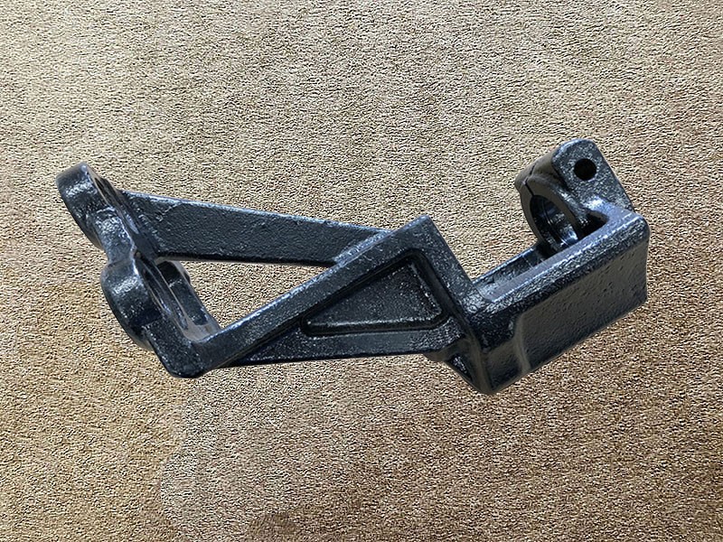 34322020,Transition rocker arm support,濟(jì)南向前汽車配件有限公司