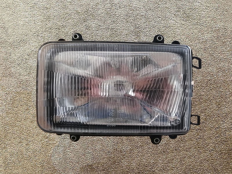 1283231-1283232,headlamps,濟(jì)南向前汽車配件有限公司