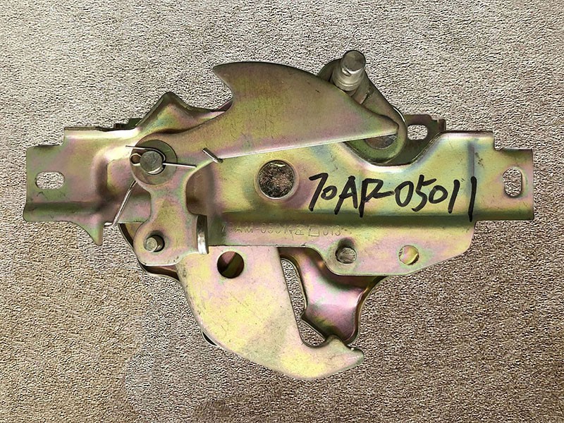 70AP-05011,Rear enclosure left lock body,濟(jì)南向前汽車配件有限公司