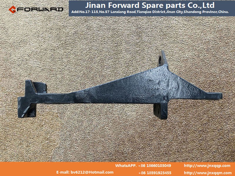 DZ14251432111,Front mount left support X3000,济南向前汽车配件有限公司