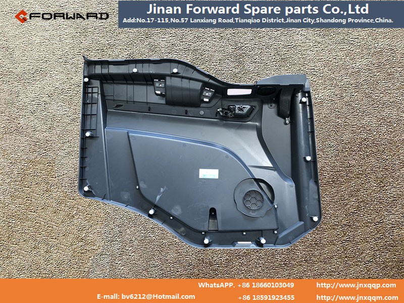 DZ15221332040,Right door fender assembly L3000,济南向前汽车配件有限公司