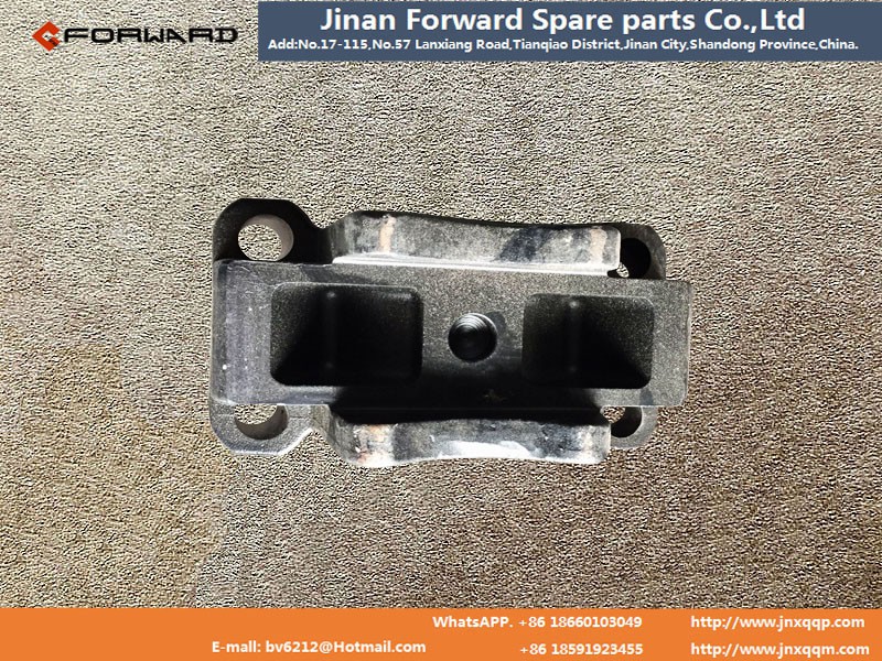 DZ97259520432,Balance shaft shell,济南向前汽车配件有限公司
