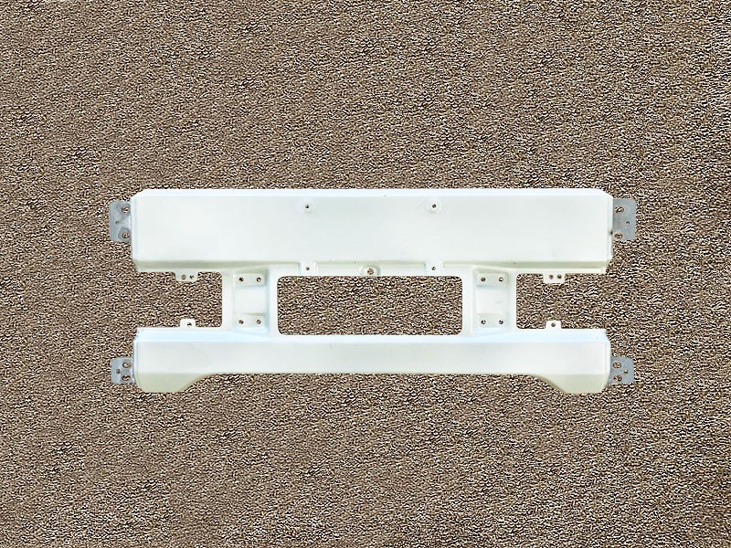 DZ97259623236,Bumper middle body welding,济南向前汽车配件有限公司