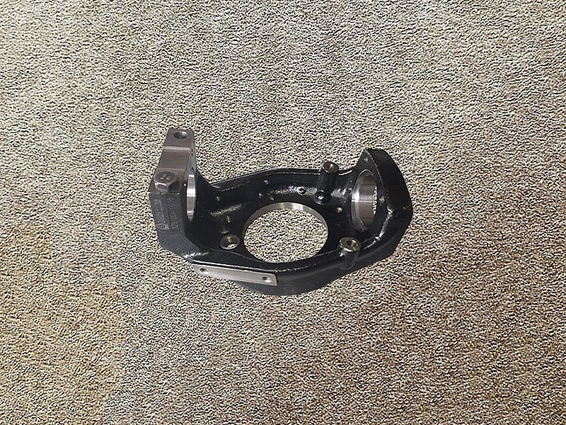 199000410039,Steering knuckle,济南向前汽车配件有限公司